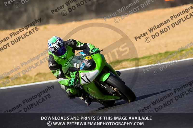 brands hatch photographs;brands no limits trackday;cadwell trackday photographs;enduro digital images;event digital images;eventdigitalimages;no limits trackdays;peter wileman photography;racing digital images;trackday digital images;trackday photos